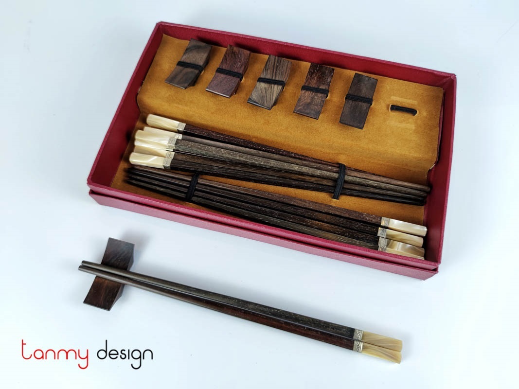 Set of 6 pairs of square rosewood chopsticks with snail head of chopstick, silver border with